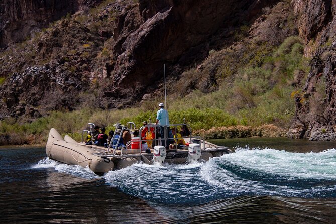 Hoover Dam Raft Tour with Transport & Swim in Black Canyon - The small details that make the heat easier