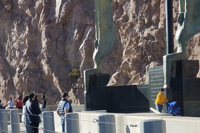 Hoover Dam Tour by Luxury SUV - The museum, exhibits, and the limits of three hours