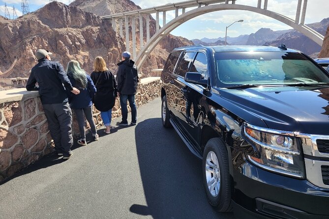 Hoover Dam Tour by Luxury SUV - What your driver adds to the day