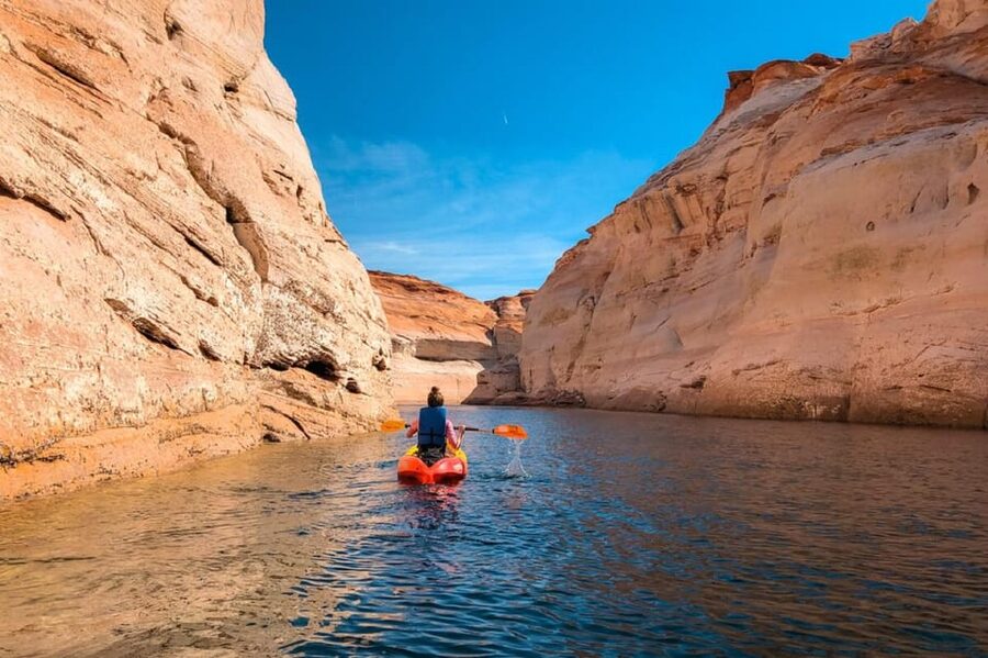 LA: Grand Canyon, Antelope Canyon, Horseshoe Bend 4-Day Tour - Day 4: Las Vegas photo stops, colorful boulders, and Barstow outlets