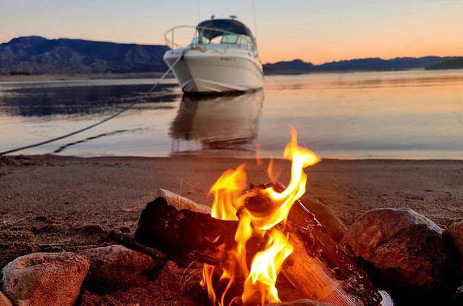 Lake Mead Private Tour by Boat - Comfort, Safety, and the Desert Heat