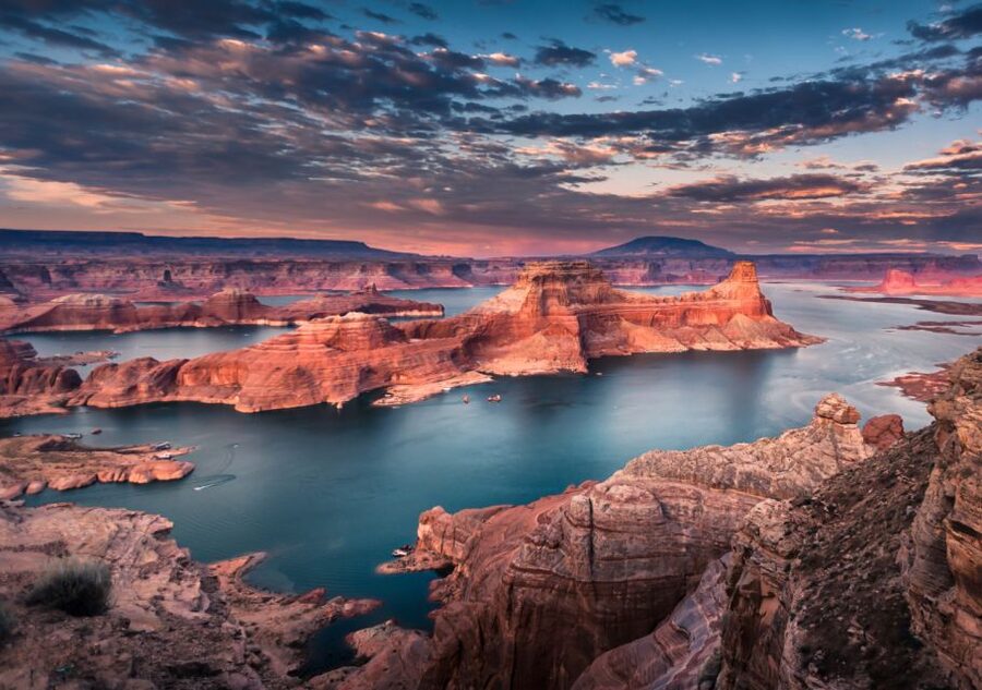 Las Vegas: Antelope Canyon and Horseshoe Bend Airplane Tour - Why the airplane route makes sense from Las Vegas