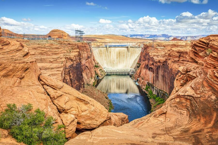 Las Vegas: Antelope Canyon & Horseshoe Bend Tour with Pickup - What the guides add to the day