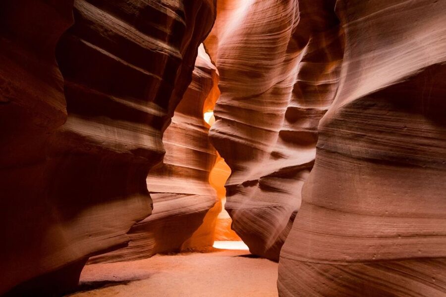 Las Vegas: Antelope Canyon & Horseshoe Bend with Lunch, WiFi - The early Las Vegas pickup needs careful attention