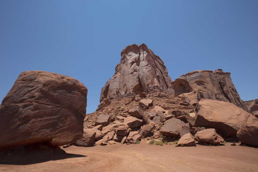 Las Vegas: Antelope, Monument Valley, & Horseshoe 3-Day Tour - Day two: Monument Valley with a Navajo guide