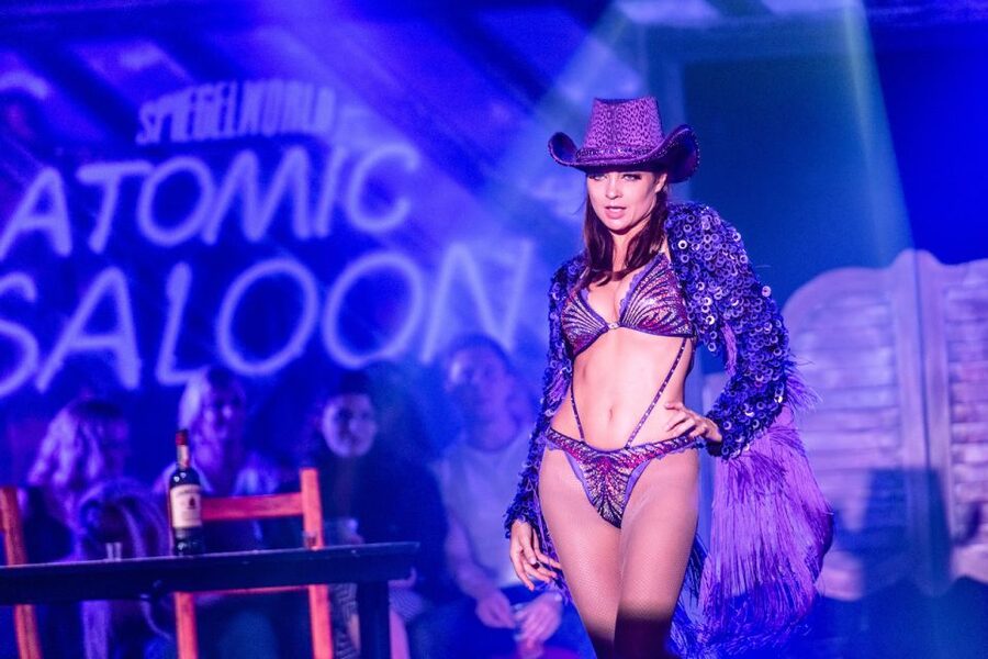 Las Vegas: Atomic Saloon Show at The Venetian - Pairing the show with Superfrico