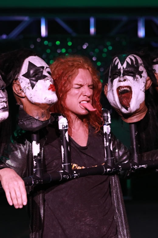 Las Vegas: Carrot Top at Luxor Hotel & Casino - Who should choose this comedy show