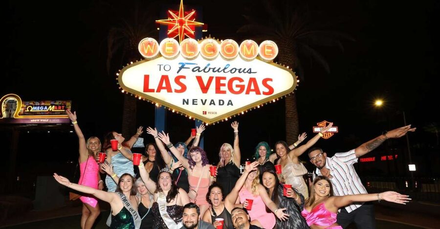 Las Vegas: Club Crawl by Party Bus w/ Free Drinks - Why this crawl works better than going it alone
