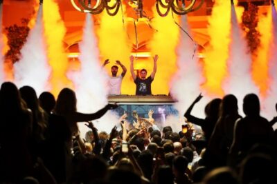 Club Crawl by Party Bus w/ Free Drinks