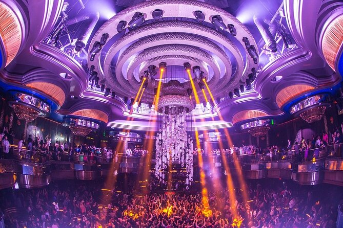 Las Vegas Club Crawl - Party Bus Tour - What the party bus adds to the night