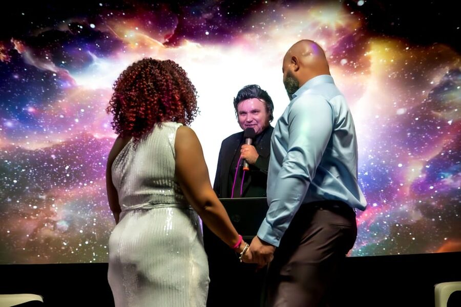 Las Vegas: Cosmic Space Wedding + Spectacular Photography - Language, timing, and practical comfort