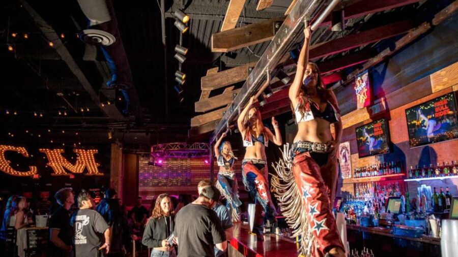 Las Vegas: Country Bar Crawl by Party Bus w/ Mixed Drinks - Three country bars, one moving night