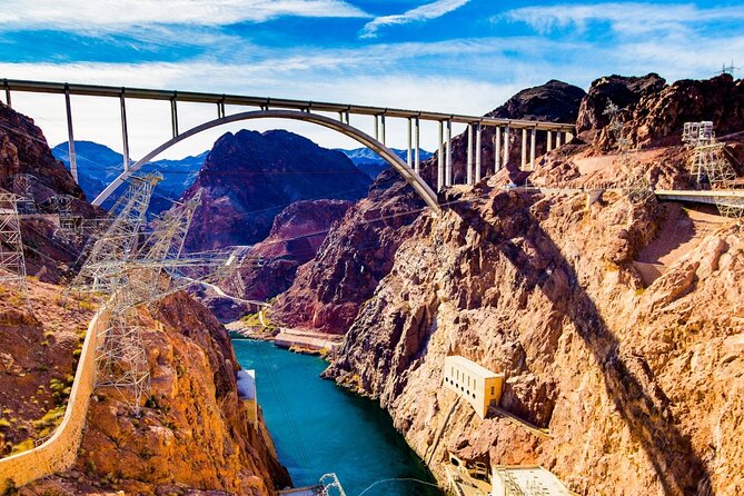 Las Vegas Day Tour – Hoover Dam, Seven Magic, Red Rock & Fremont - The Welcome sign, Las Vegas in one photograph