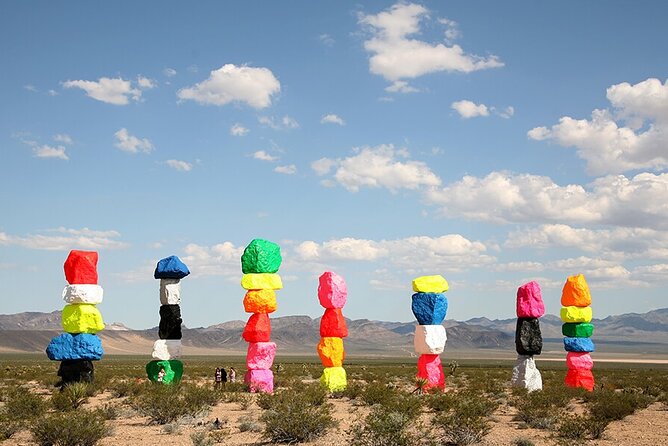 LAS VEGAS: Death Valley, Seven Magic Mountains & Vegas Sign TOUR - Devil’s Golf Course: Salt Made Rough
