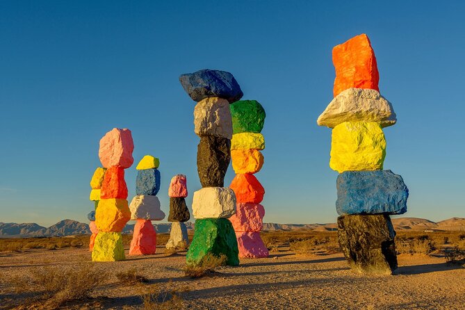 LAS VEGAS: Death Valley, Seven Magic Mountains & Vegas Sign TOUR - Badwater Basin, 282 Feet Below Sea Level