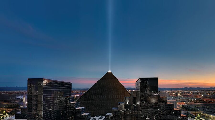 Las Vegas: Discovering King Tut’s Tomb Exhibit at the Luxor - Why the replicas matter