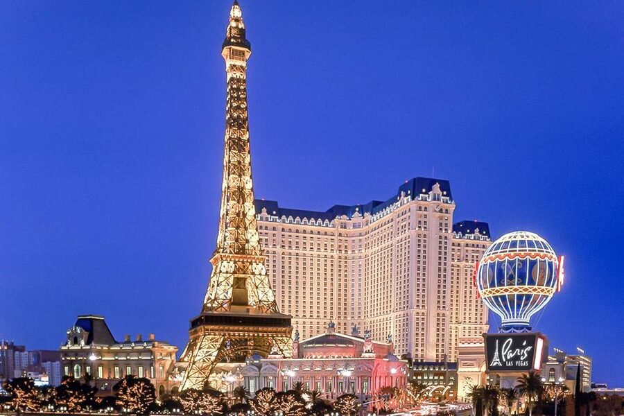 Las Vegas: Eiffel Tower Viewing Deck Entrance Ticket - What the viewing deck feels like