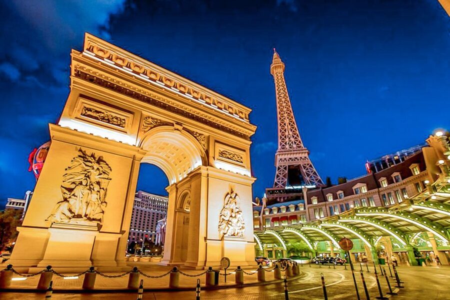 Las Vegas: Eiffel Tower Viewing Deck Entrance Ticket - Who should book this viewpoint?