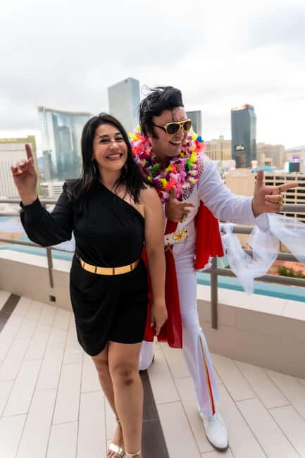 Las Vegas: Elvis Presley History Walking Tour of Landmarks - The International Lounge and Elvis’s offstage stories