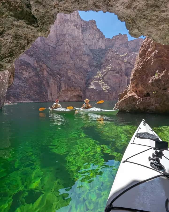 Las Vegas: Emerald Cave Kayak Tour with Photos - The short walk to a historic viewpoint