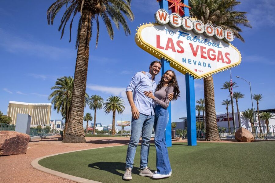 Las Vegas Explorer Pass: Tickets for 2-7 Attractions - Finding attractions inside large casino resorts