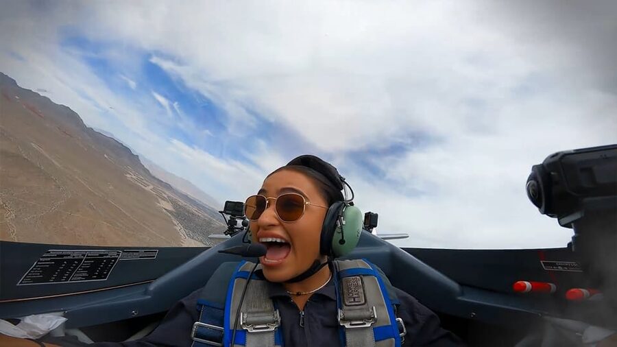 Las Vegas: Fly a Real Stunt Plane - Timing, Transport, and Practical Limits