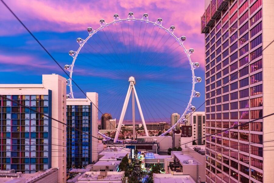 Las Vegas: FLY LINQ Zipline Ticket - Choosing seated or superhero style