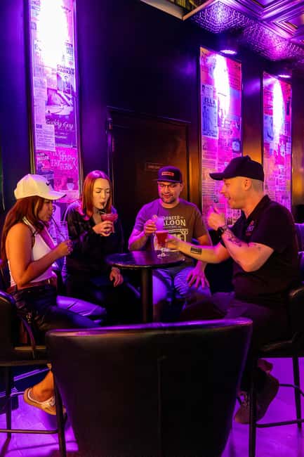 Las Vegas: Fremont Experience Guided Walking Tour & Drinks - Key points to know before booking
