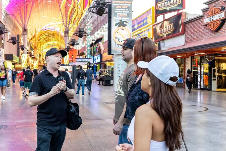 Las Vegas: Fremont Experience Guided Walking Tour & Drinks - Why this Fremont walking tour is different