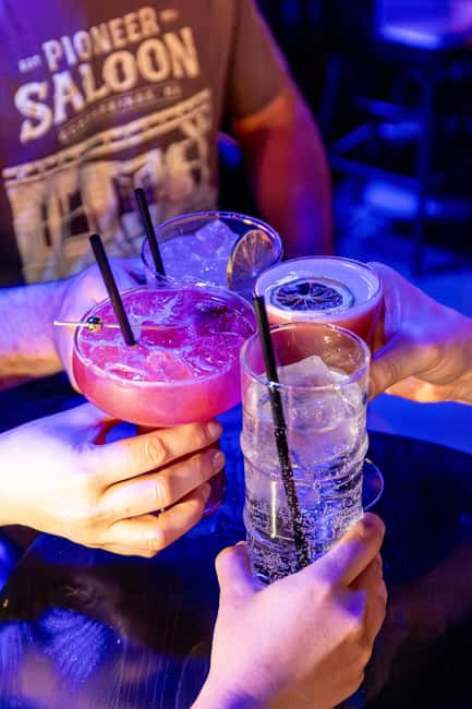 Las Vegas: Fremont Experience Guided Walking Tour & Drinks - El Cortez and the Mob connection