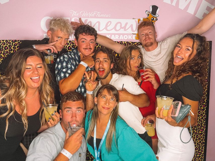 Las Vegas Fremont Street Bar Crawl (party bus add-on option) - The optional party bus to the Strip