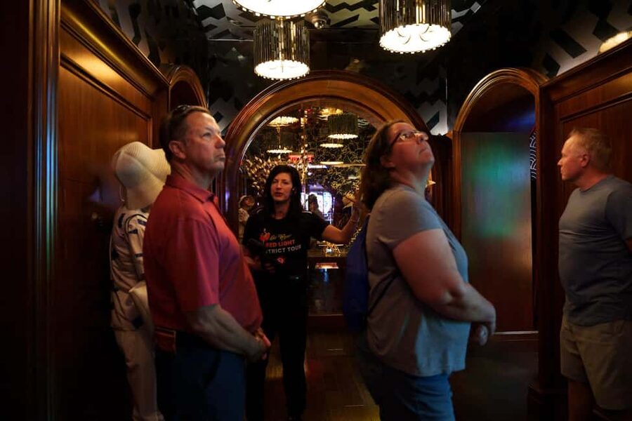 Las Vegas: Fremont Street Secrets & Red Light History Walk - Key points before you book