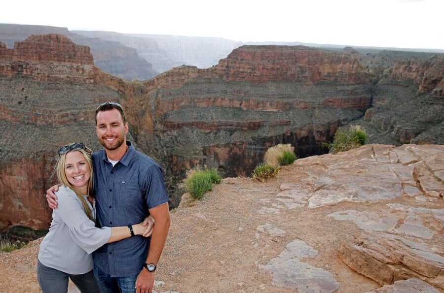Las Vegas: Grand Canyon Flight with Optional Skywalk Entry - Four hours at Grand Canyon West