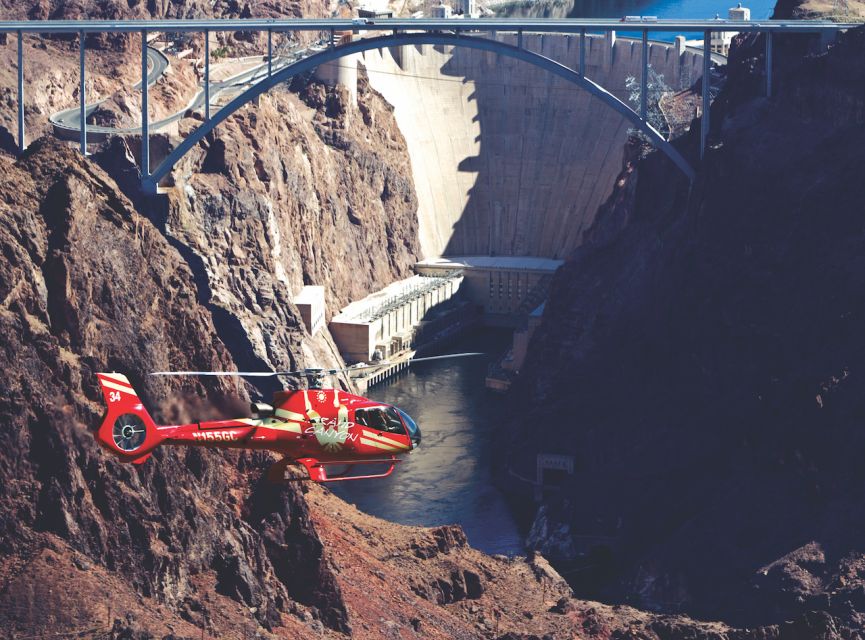 Las Vegas: Grand Canyon Helicopter Air Tour with Vegas Strip - Crossing the Mojave Desert toward the canyon