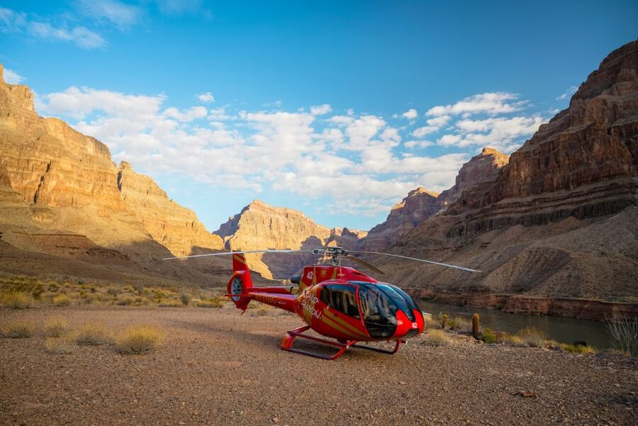 Las Vegas: Grand Canyon Helicopter Landing Tour - Key points at a glance