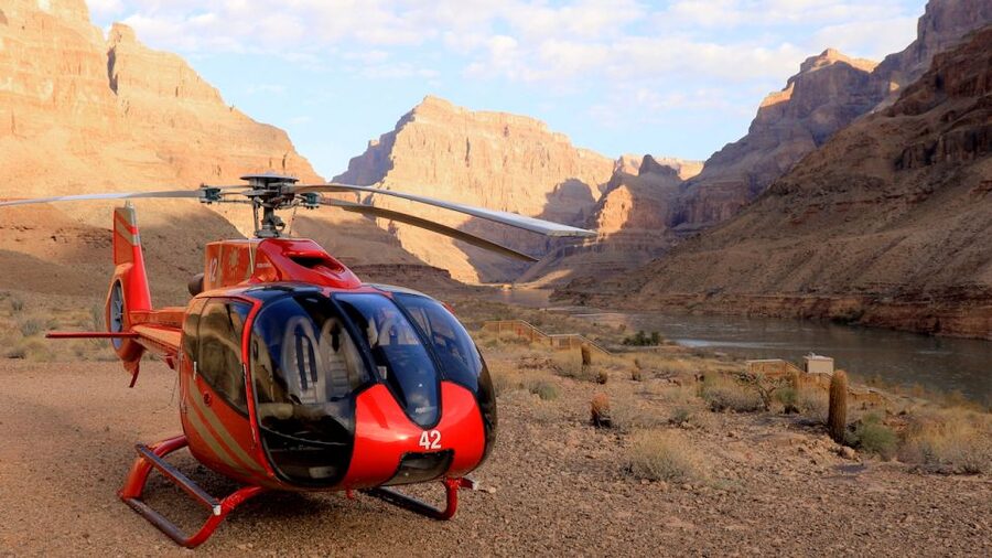 Las Vegas: Grand Canyon Helicopter Ride, Boat Tour & Skywalk - Starting at Boulder City Municipal Airport