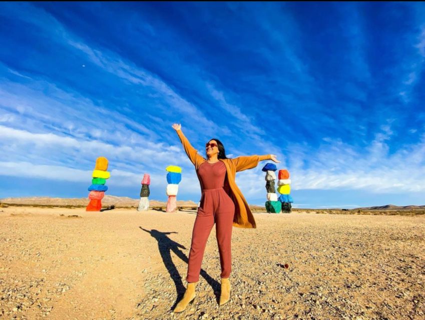 Las Vegas: Grand Canyon, Hoover Dam & 7 Magic Mountains Tour - The Long Transfer to Grand Canyon West