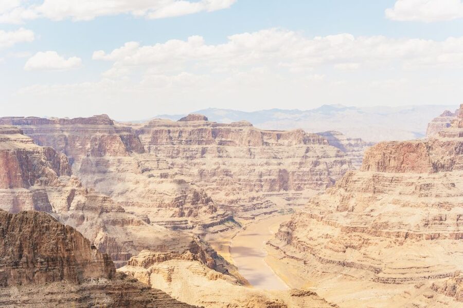 Las Vegas: Grand Canyon, Hoover Dam & Seven Magic Mountains - A long desert day with three very different stops