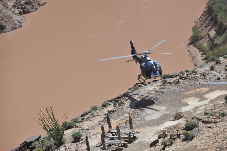 Las Vegas: Grand Canyon West Helicopter Experience - From Las Vegas to Hoover Dam by helicopter