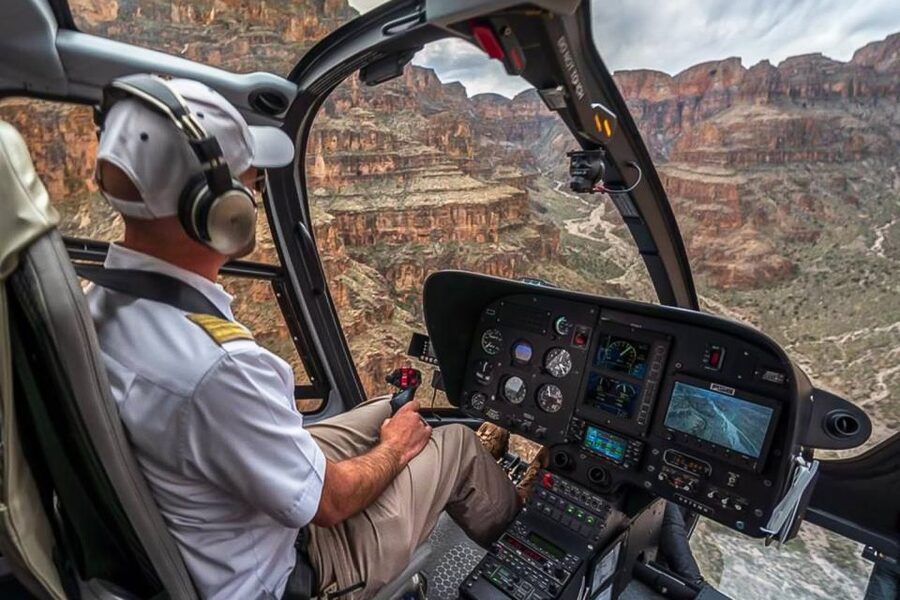 Las Vegas: Grand Canyon West Helicopter Experience - Descending 3,500 feet into Grand Canyon West