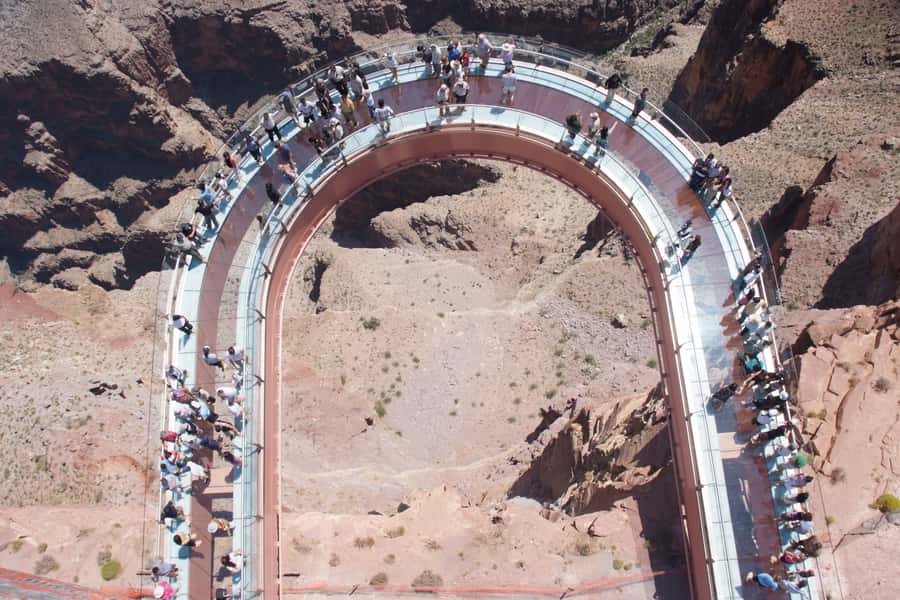 Las Vegas: Grand Canyon West Rim Tour with Helicopter Flight - Reaching the Hualapai West Rim