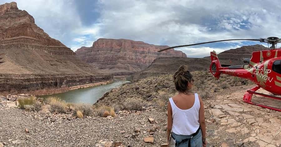 Las Vegas: Grand Canyon West Rim Tour with Helicopter Flight - Lunch, timing, and the risk of a rushed visit