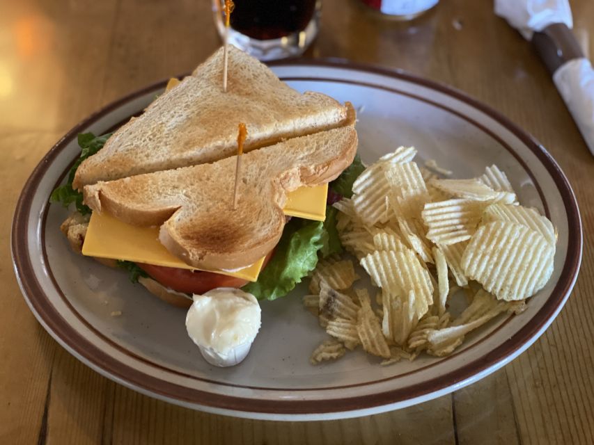 Las Vegas:Grand Canyon West Tour, Ranch Lunch, Skywalk Entry - Lunch With Singing Cowboy Dave at a Historic Ranch