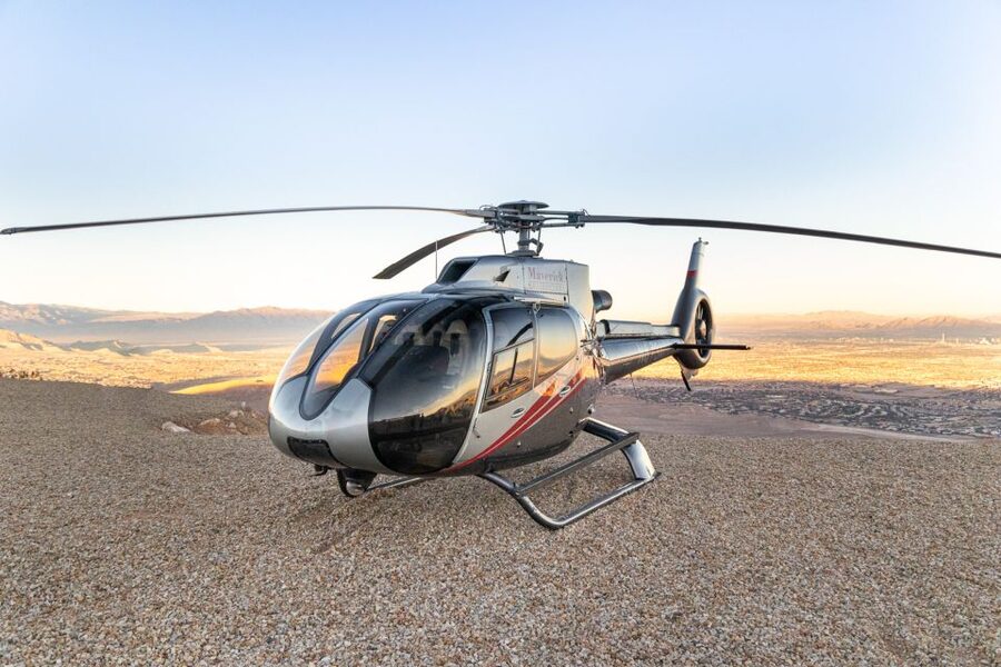 Las Vegas: Helicopter Night Flight over the Strip - Who will enjoy this most