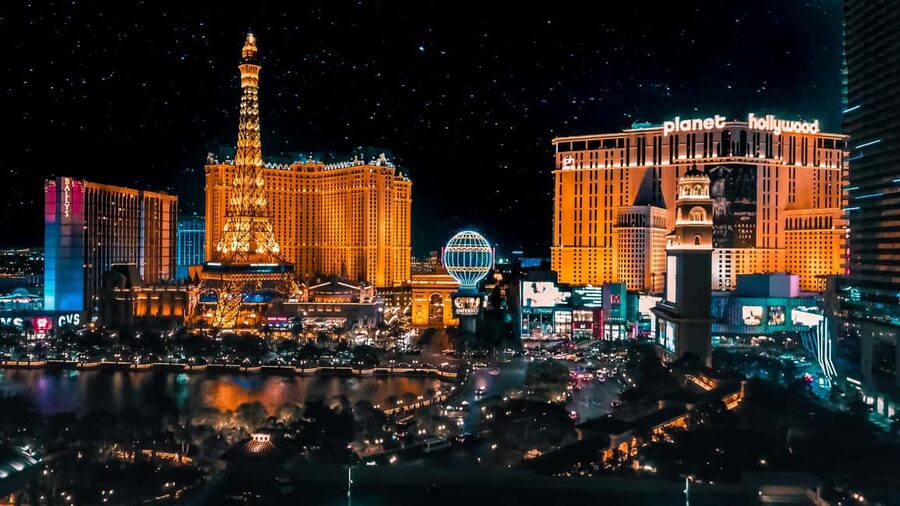 Las Vegas: Helicopter Tour of the Strip with Window Seats - Key points to know before you book