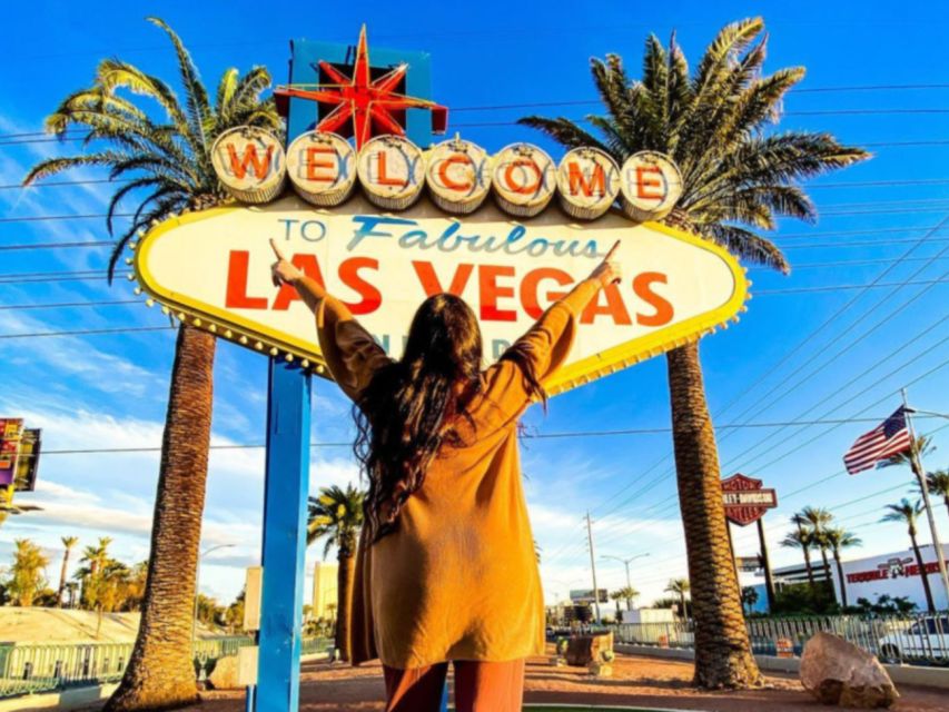 Las Vegas: Hoover Dam and Seven Magic Mountains Tour - Transport, pickup, and the small-group rhythm