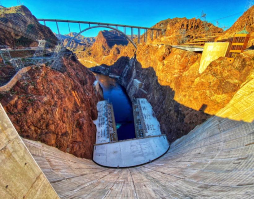 Las Vegas: Hoover Dam and Seven Magic Mountains Tour - Who should book this experience