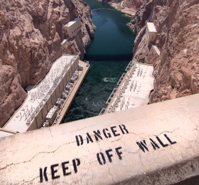 Las Vegas: Hoover Dam Express Tour - Two hours at Hoover Dam is the heart of the outing