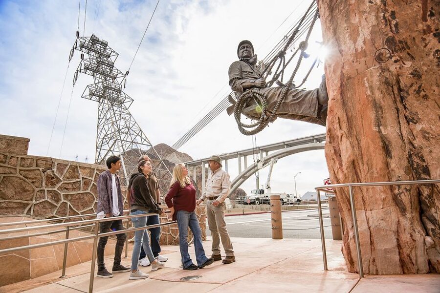 Las Vegas: Hoover Dam Half-Day Tour - Inside the dam: galleries, exhibits, and the generators