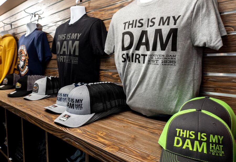 Las Vegas: Hoover Dam Tour with American-Style Hot Breakfast - Breakfast, water, and what to bring